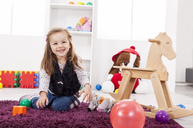 Bigstock Girl Playing In The Room 40085158